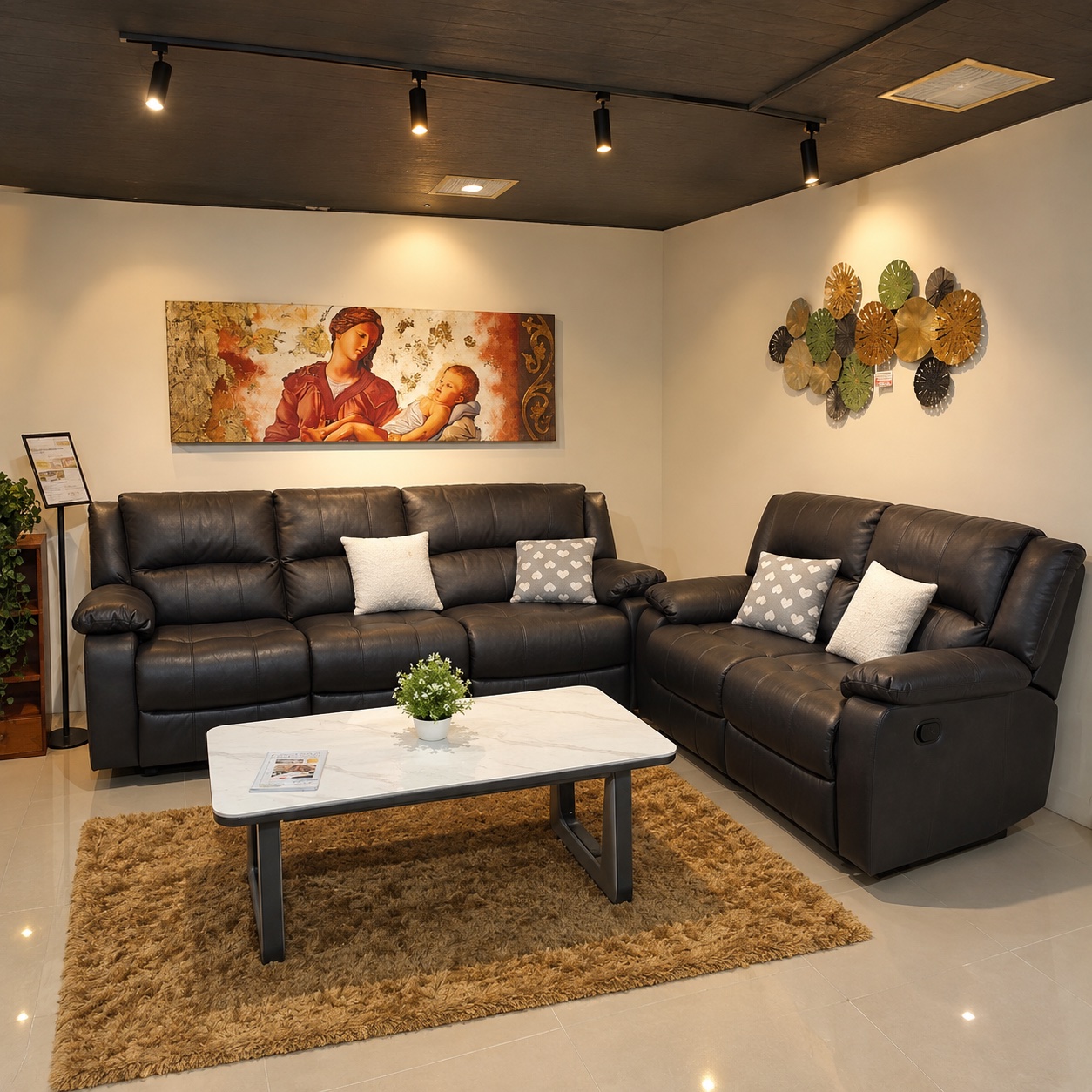 Dark Leather Recliner 3+2 at Thomson Home Depot Kesavadasapuram
